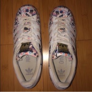 Adidas Superstars